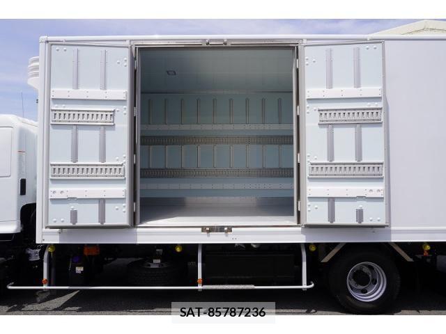 Hino RANGER 2025-03 8231505-19