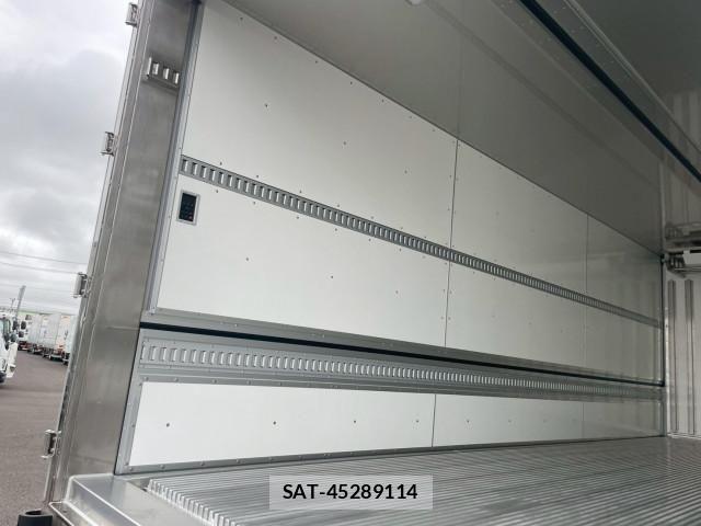 Hino RANGER 2025-11 8231483-9