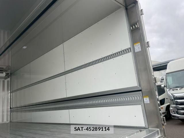 Hino RANGER 2025-11 8231483-13