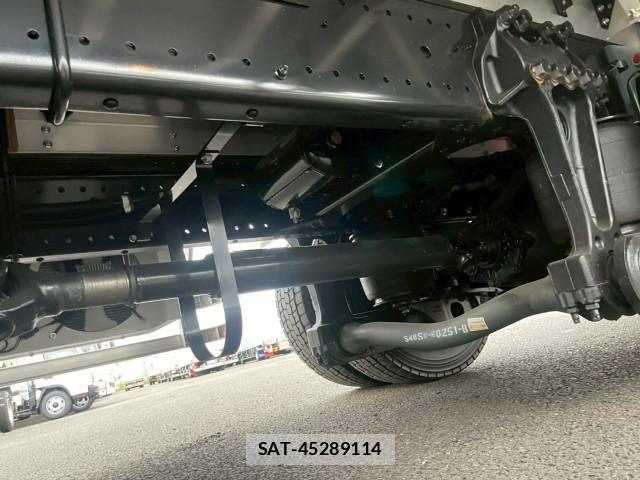 Hino RANGER 2025-11 8231483-24