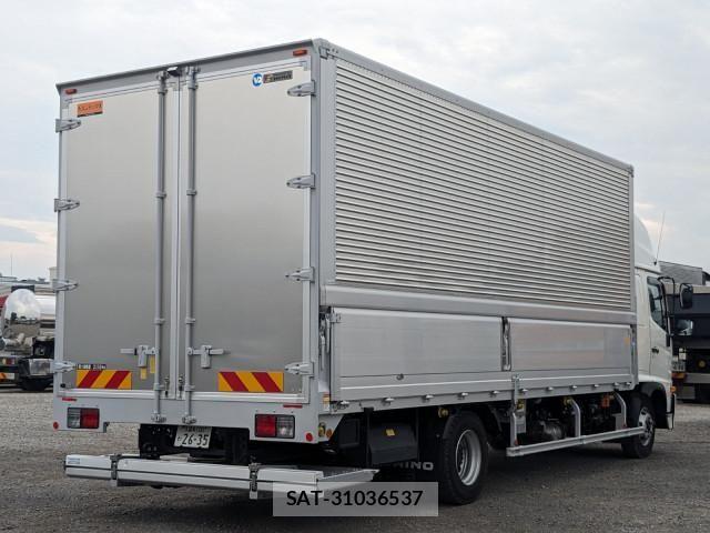 Hino RANGER 2023-05 8231518-3