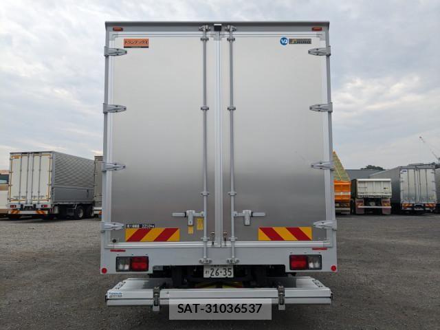 Hino RANGER 2023-05 8231518-4