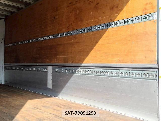 Hino RANGER 2015-09 8231551-13