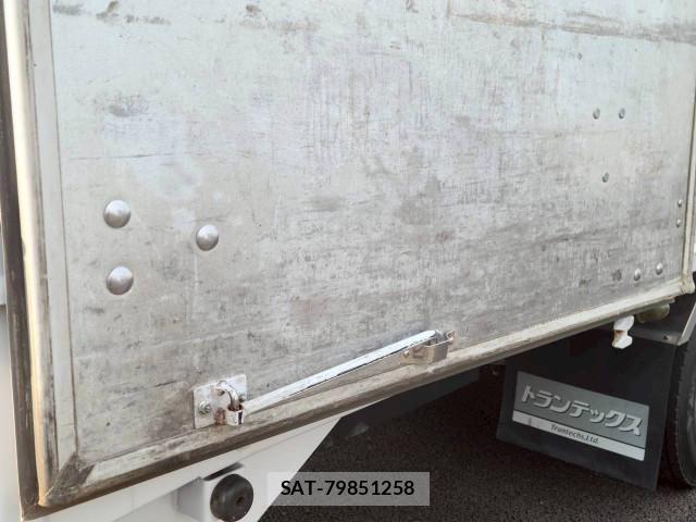 Hino RANGER 2015-09 8231551-18