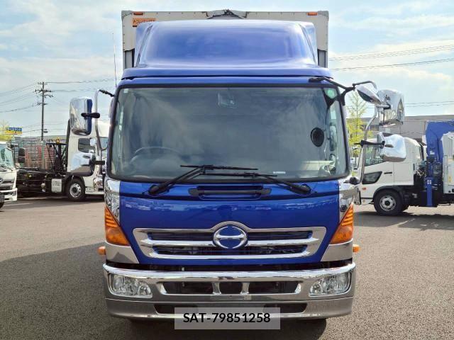 Hino RANGER 2015-09 8231551-1