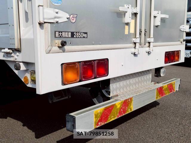 Hino RANGER 2015-09 8231551-19