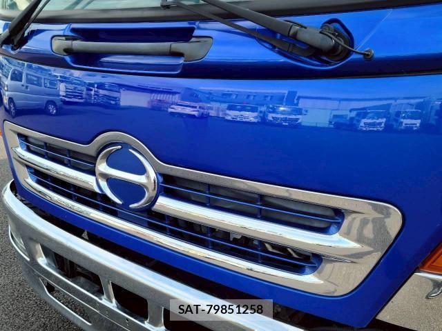 Hino RANGER 2015-09 8231551-24
