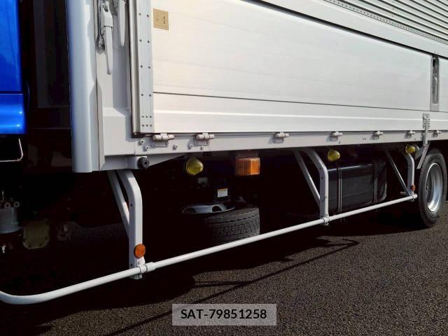 Hino RANGER 2015-09 8231551-27