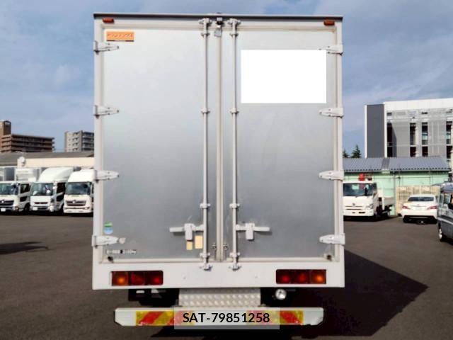 Hino RANGER 2015-09 8231551-4