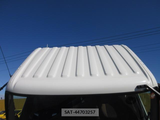 Hino RANGER 2025-12 8231494-8