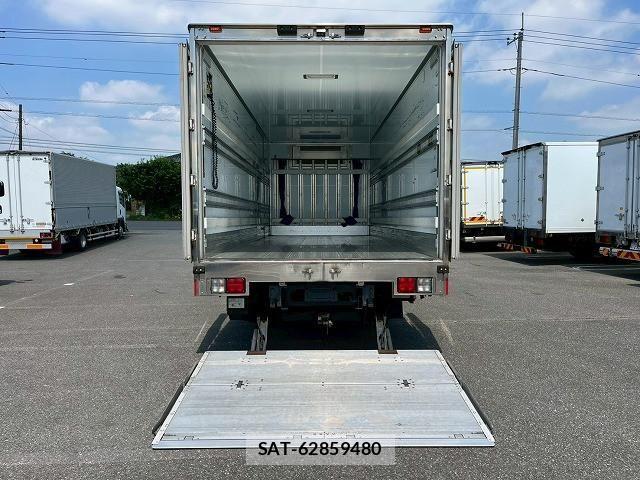 Hino RANGER 2021-05 8231545-9