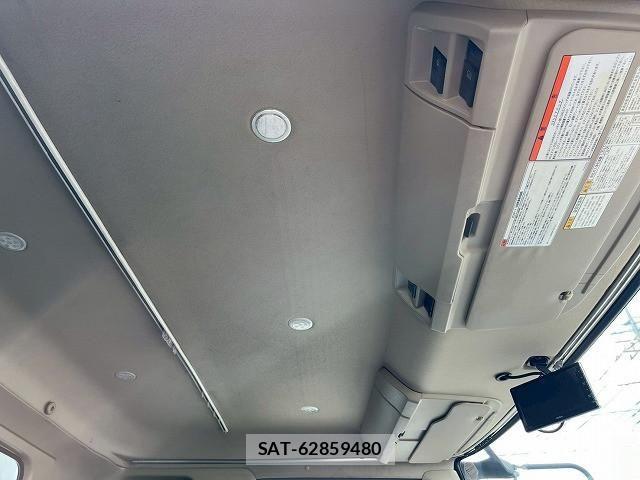 Hino RANGER 2021-05 8231545-19