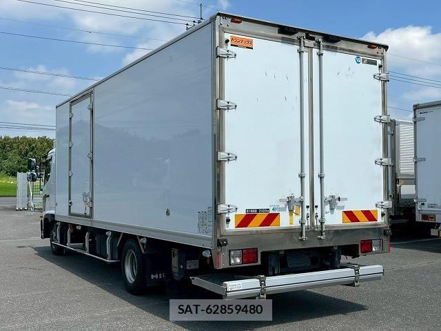 Hino RANGER 2021-05 8231545-7