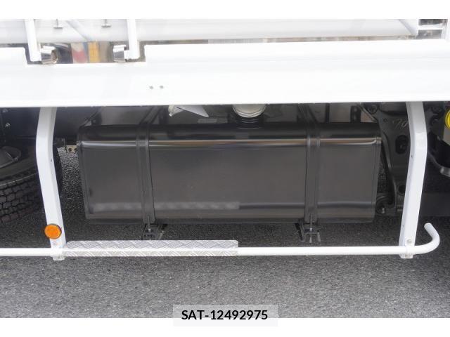 Hino RANGER 2025-09 8231506-17