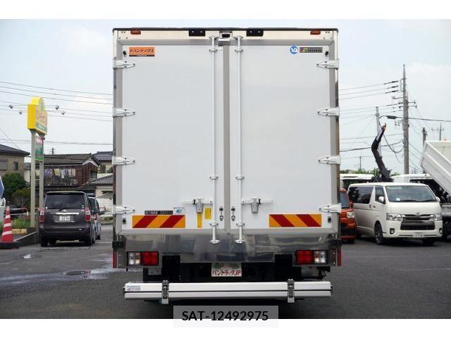 Hino RANGER 2025-09 8231506-3