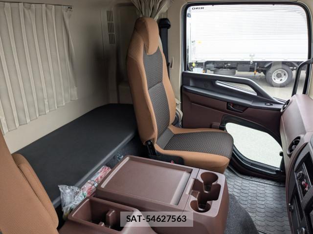 Hino RANGER 2023-08 8231542-26