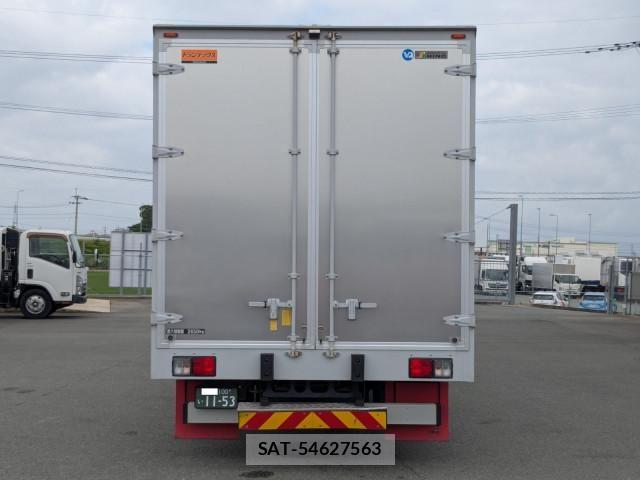 Hino RANGER 2023-08 8231542-6