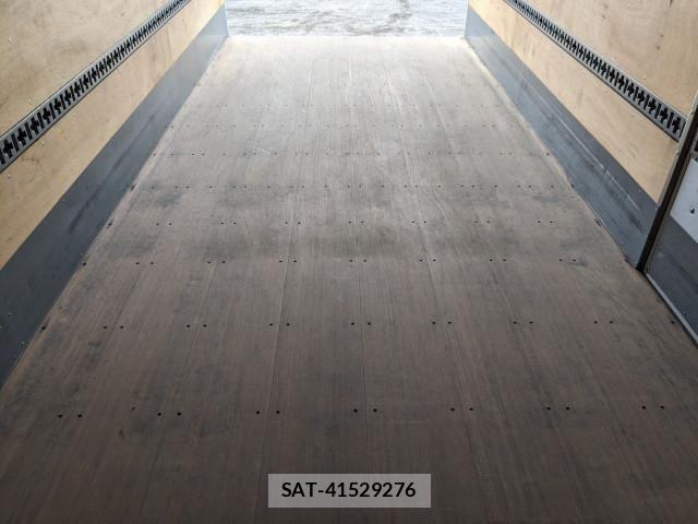Hino RANGER 2017-03 8231575-22