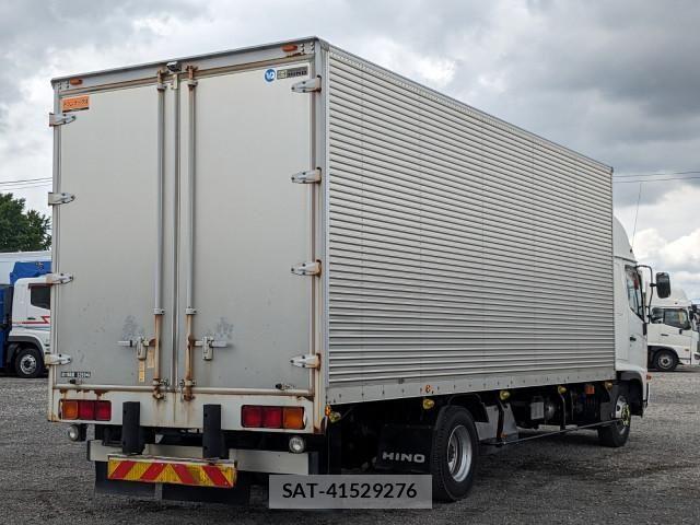 Hino RANGER 2017-03 8231575-3