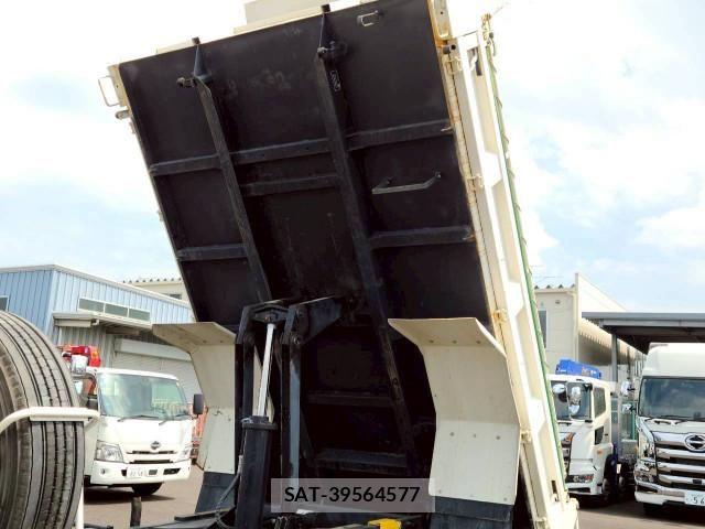 Hino RANGER 2023-07 8231550-23