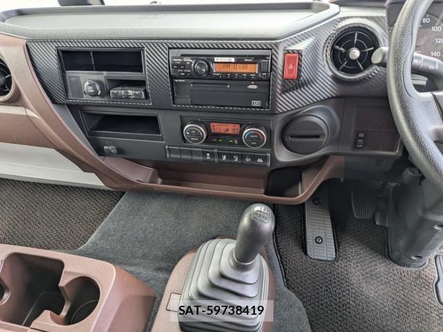 Hino RANGER 2025-09 8231528-11