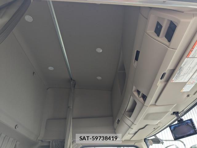 Hino RANGER 2025-09 8231528-8