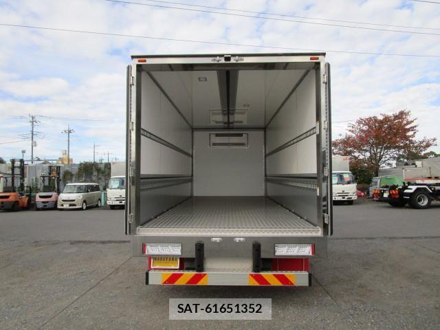 Hino RANGER 2025-11 8231502-9