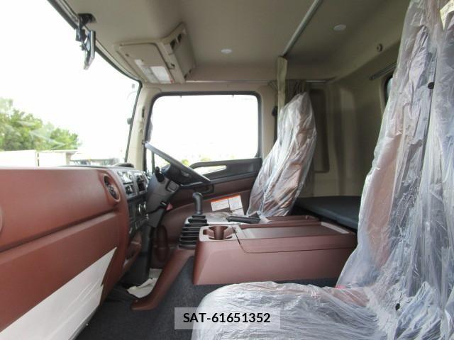 Hino RANGER 2025-11 8231502-23