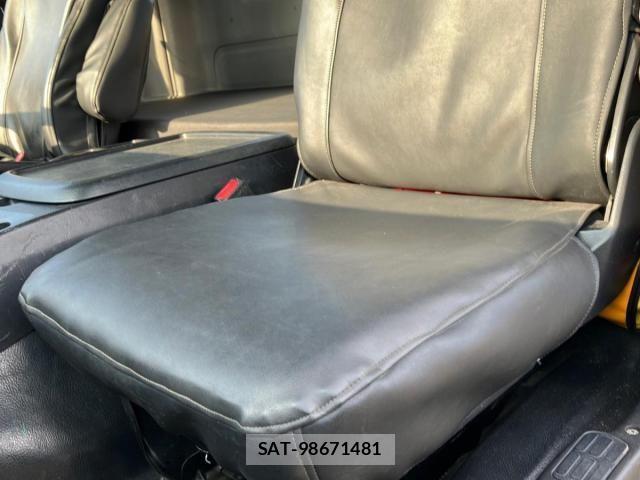 Hino RANGER 2016-01 8231557-19