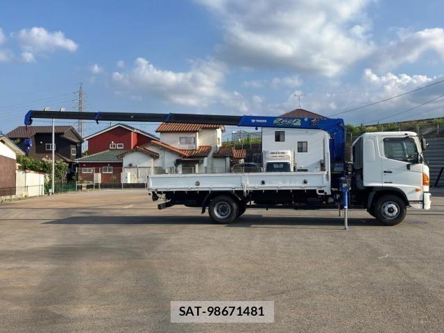 Hino RANGER 2016-01 8231557-5