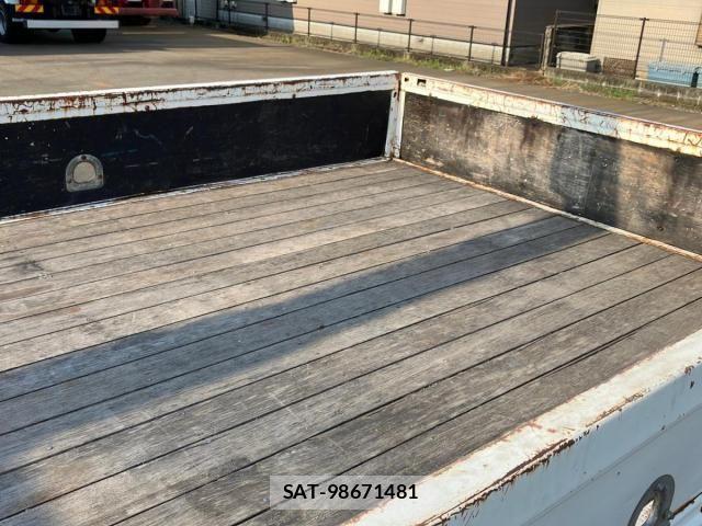 Hino RANGER 2016-01 8231557-8