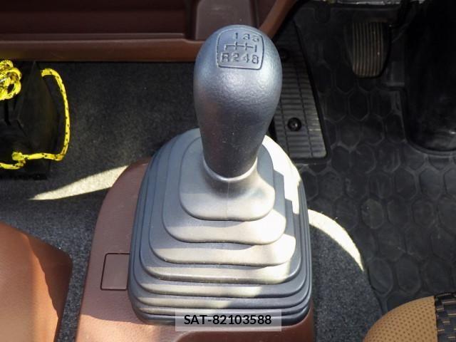 Hino RANGER 2023-03 8231549-12