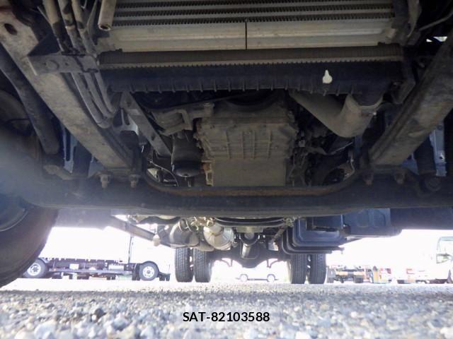Hino RANGER 2023-03 8231549-18