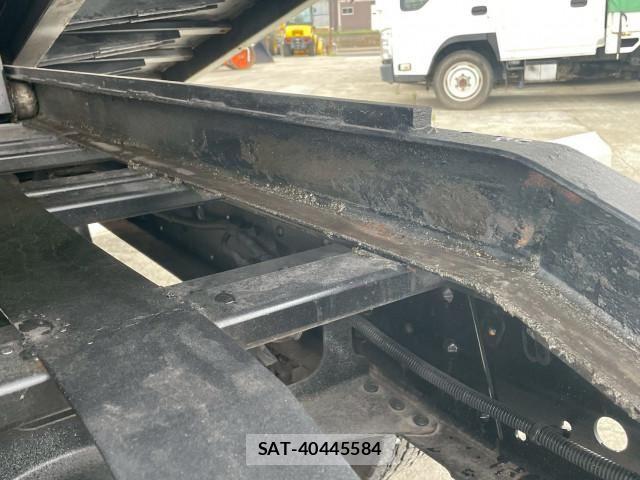 Hino RANGER 2012-04 8231556-19