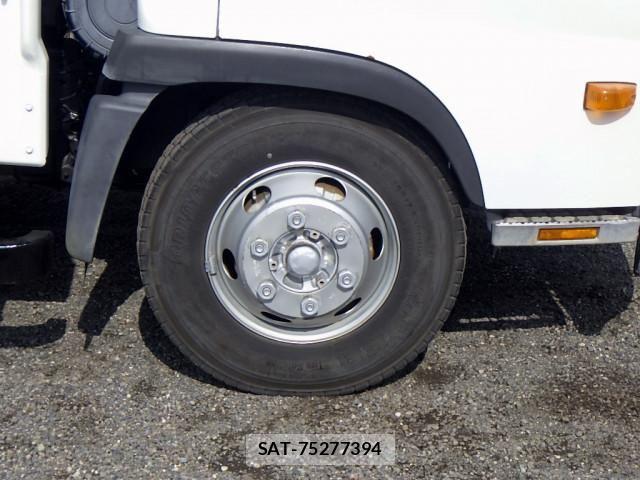 Hino RANGER 2016-01 8231574-17