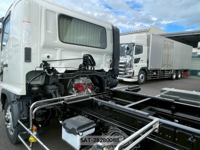 Hino RANGER 2022-08 8231543-17