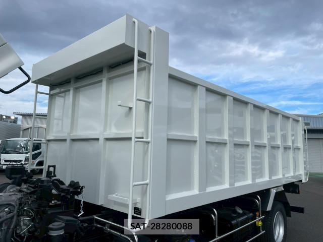 Hino RANGER 2022-08 8231543-19