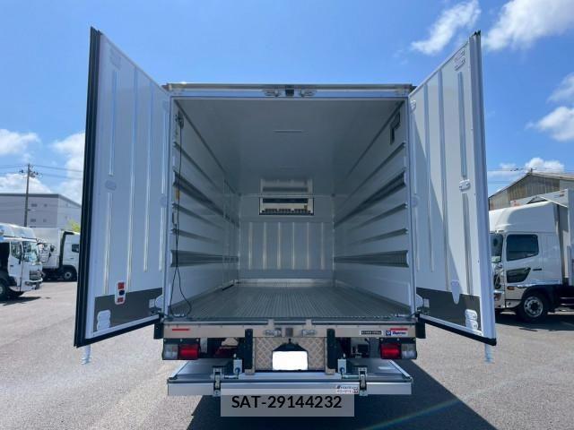 Hino RANGER 2025-10 8231507-9