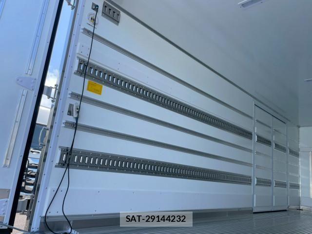 Hino RANGER 2025-10 8231507-10
