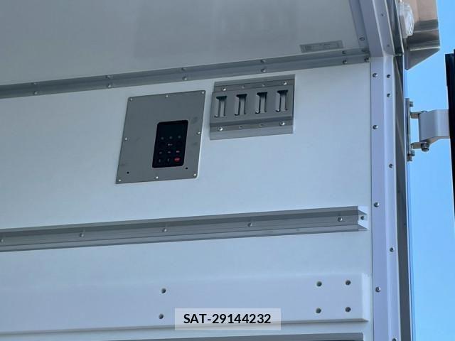 Hino RANGER 2025-10 8231507-13