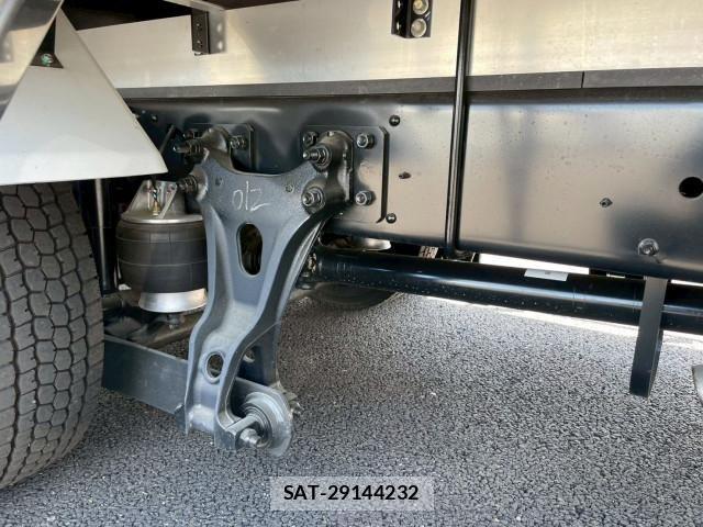 Hino RANGER 2025-10 8231507-18