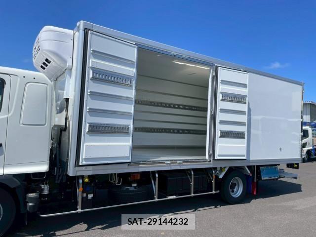 Hino RANGER 2025-10 8231507-7