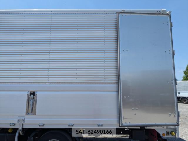 Hino RANGER 2023-07 8231540-25