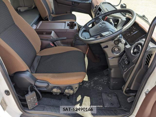 Hino RANGER 2023-07 8231540-8