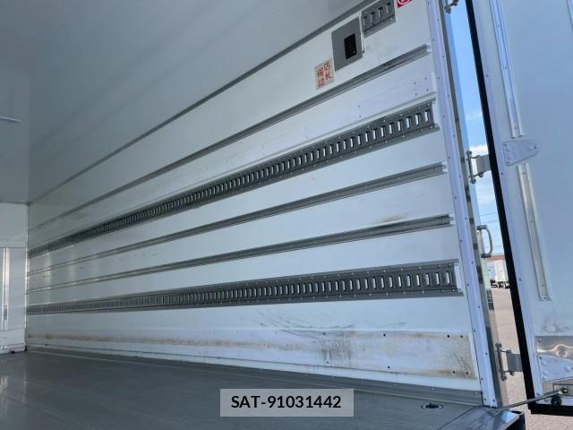 Hino RANGER 2024-11 8231529-14