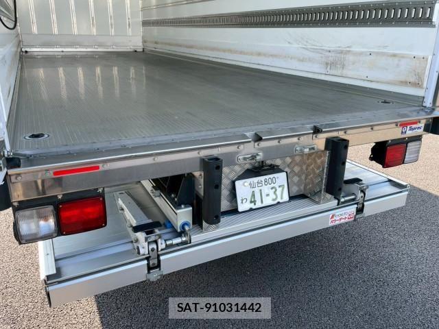 Hino RANGER 2024-11 8231529-16