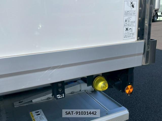 Hino RANGER 2024-11 8231529-18