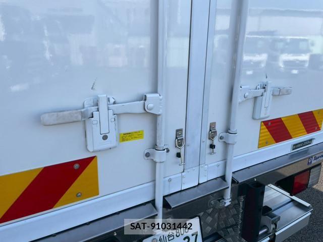 Hino RANGER 2024-11 8231529-19