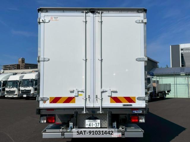 Hino RANGER 2024-11 8231529-4