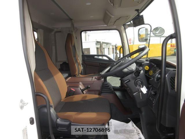 Hino RANGER 2025-12 8231479-13